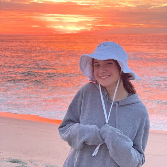 veronica_vv23